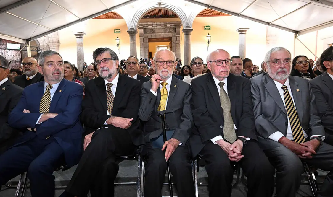 Exrectores conmemoran 475 años de la Universidad de México. Cortesía