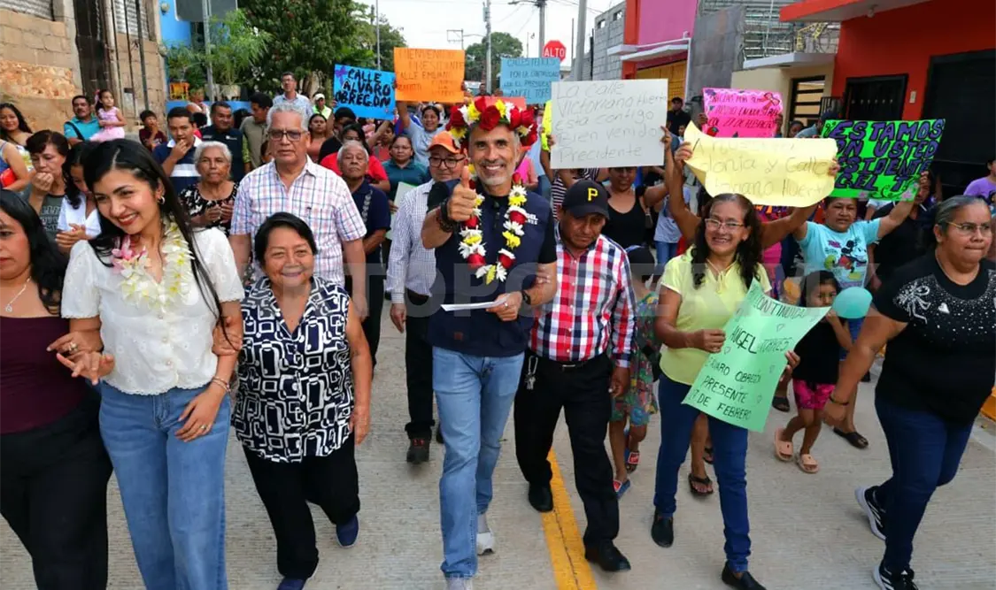 Ángel Torres destacó que más que una obra es justicia social para los vecinos de la zona. CP