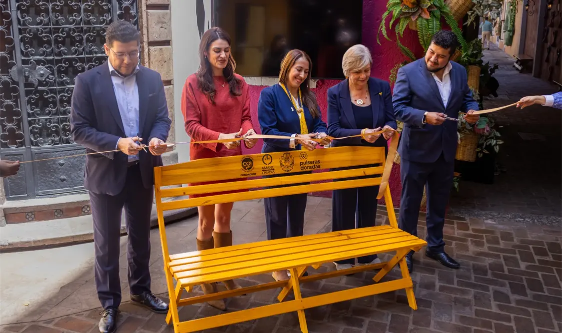 Inauguran la Banca Dorada en Casa Chiapas CDMX, como parte de las actividades del mes de concientización sobre el cáncer infantil. Nelly Segura