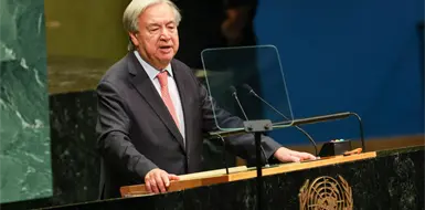 Guterres pide que la IA sea regulada con controles Guterres pide que la IA sea regulada con controles