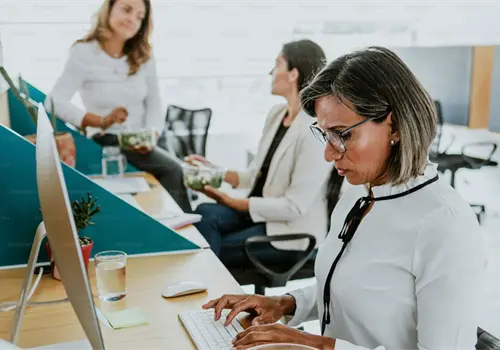 Se incorporan más mujeres al mercado laboral: encuesta Se incorporan más mujeres al mercado laboral: encuesta