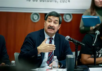 Matizan ley antimemes y retiran sanciones