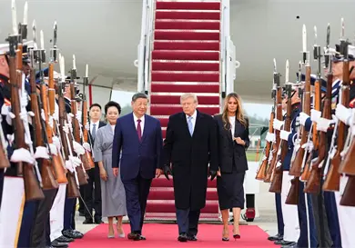 Xi Jinping llega a EE.UU. para una cumbre con Trump Xi Jinping llega a EE.UU. para una cumbre con Trump