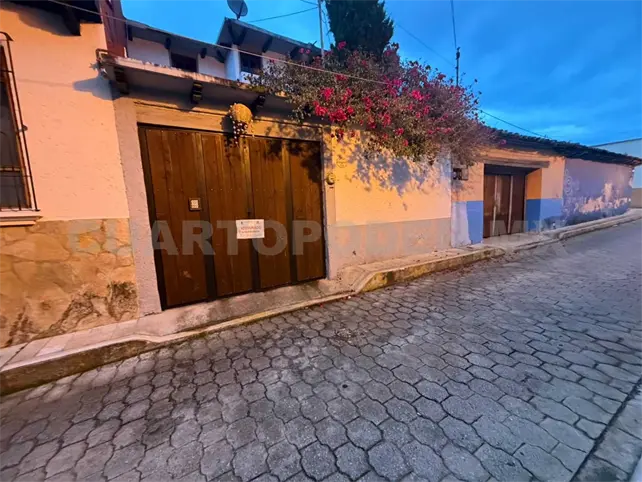 Aseguran casa del dise&ntilde;ador Alberto L&oacute;pez
