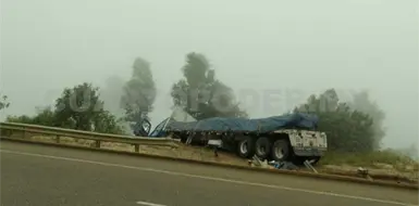 Tráiler sale de vía de cuota SCLC Tráiler sale de vía de cuota SCLC