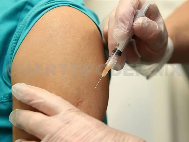 Registran descenso de 57 por ciento en casos de Covid-19