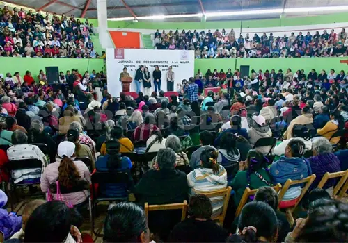 Niegan condicionamiento de apoyos del DIF