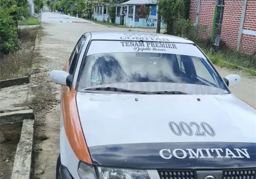 Asaltan a taxistas y se llevan un veh&iacute;culo