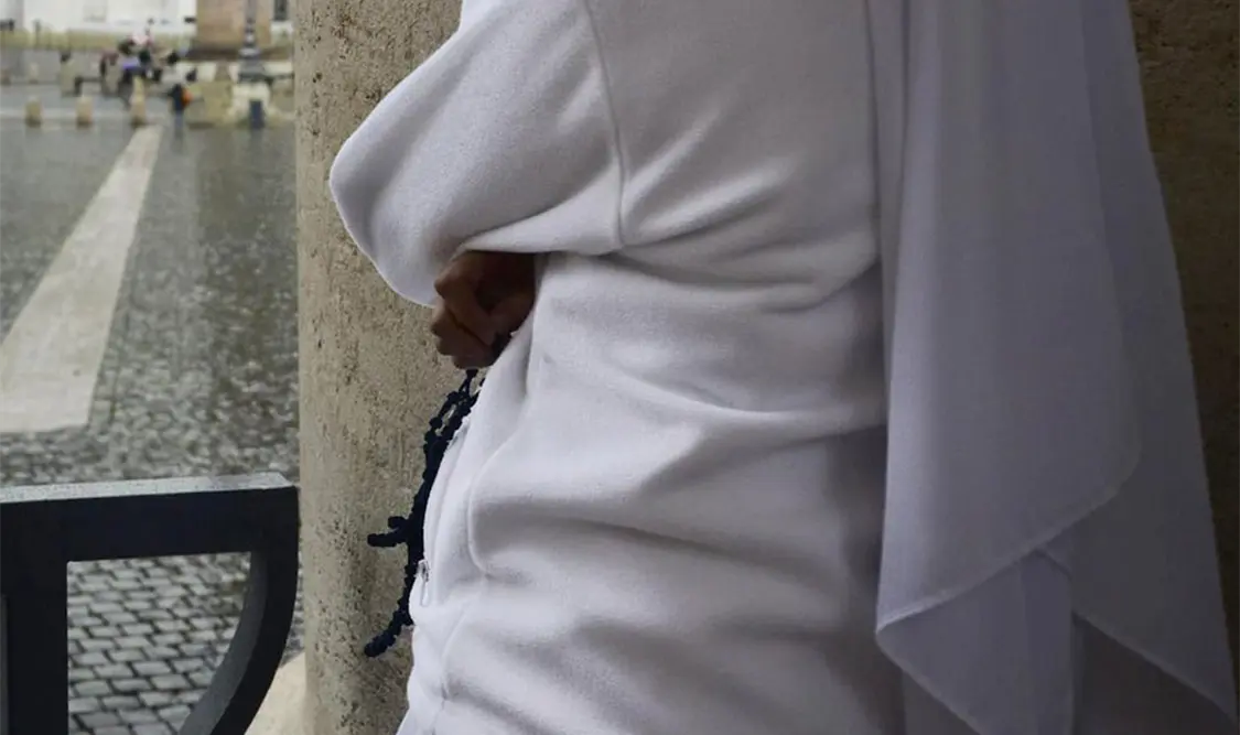 Condenan a monja por abuso a niños sordomudos