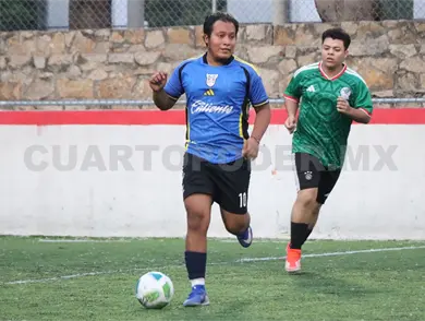 Leyendas FC mantiene su paso invicto Leyendas FC mantiene su paso invicto