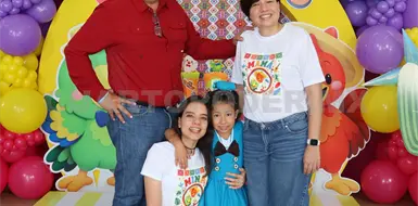 Cinco años de sonrisas Cinco años de sonrisas