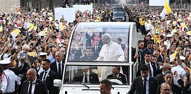 El papa ante 700 mil fieles en París, Francia El papa ante 700 mil fieles en París, Francia