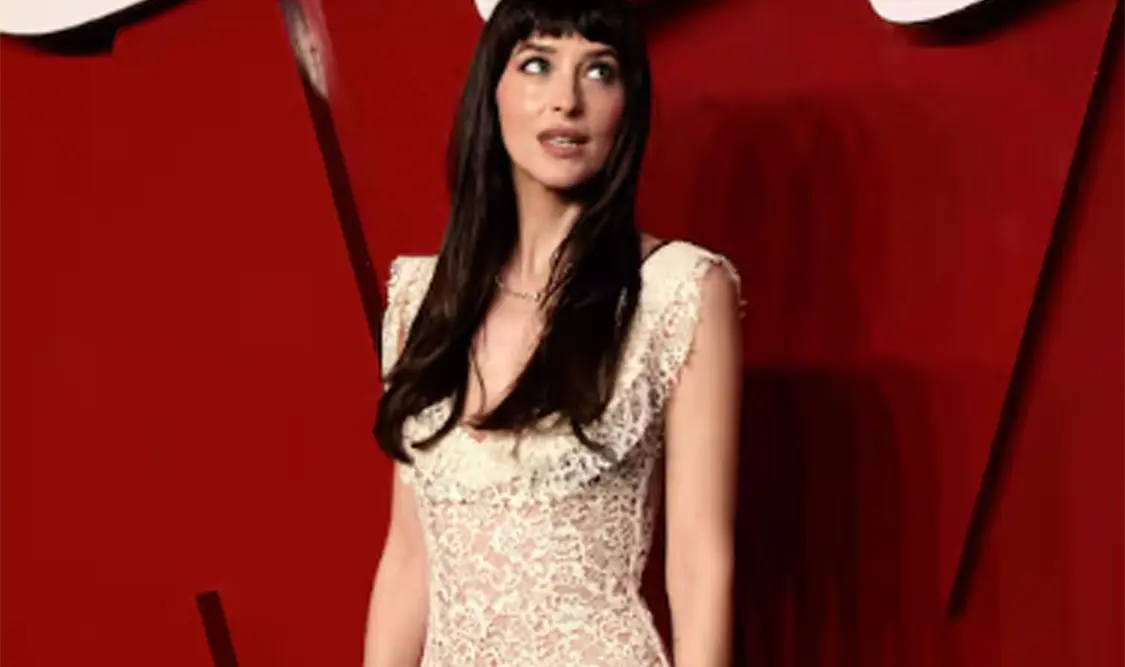 Dakota Johnson se roba las miradas