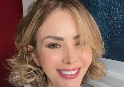 Carmen Becerra deja atr&aacute;s a las villanas