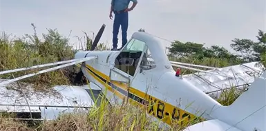 Avioneta fumigadora realiza aterrizaje forzoso