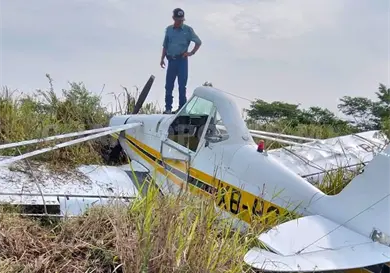Avioneta fumigadora realiza aterrizaje forzoso