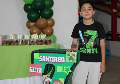 El pequeño Santiago cumple 7 años El pequeño Santiago cumple 7 años