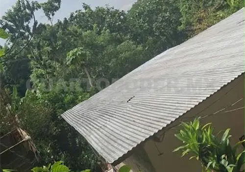 Bala perdida cae en rec&aacute;mara de vivienda