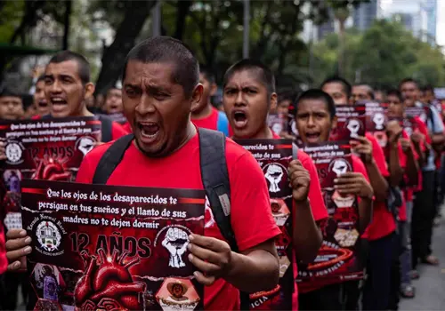 Acusan deficiencias en nuevo informe de caso Ayotzinapa Acusan deficiencias en nuevo informe de caso Ayotzinapa