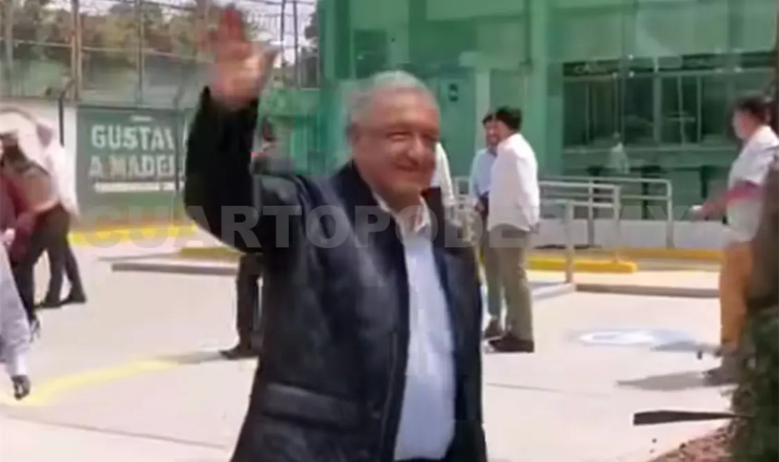 Reaparece Andrés Manuel López Obrador