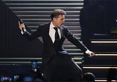 Luis Miguel da detalles de su gira 2027 Luis Miguel da detalles de su gira 2027