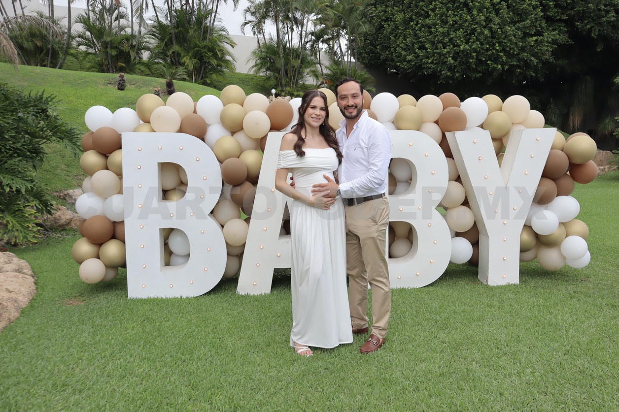 Gender reveal en familia