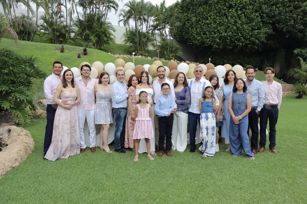Gender reveal en familia