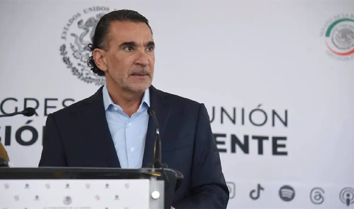 En acalorada discusión, avalan Ley antimemes