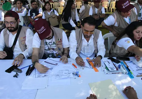 Ampl&iacute;an plazo para beca universitaria