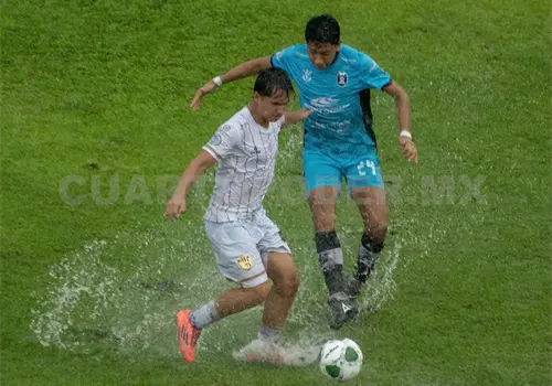 Tapachula vence a Dragones bajo un diluvio
