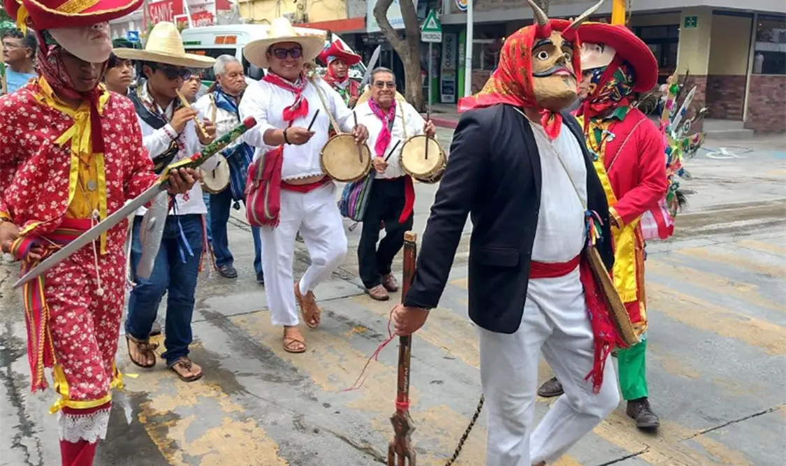 Baile de San Miguel Arcángel en la Ermita del Señor del Cerrito. Cortesía