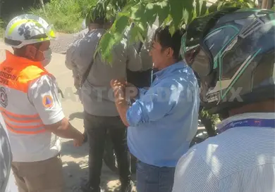 Impacta a motorista veh&iacute;culo que escapa