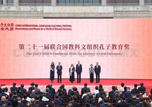 Chiapas lleva a China su experiencia de alfabetizar