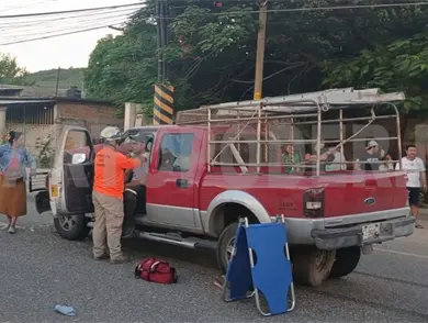 Carreterazo por corte de circulaci&oacute;n; hay un herido