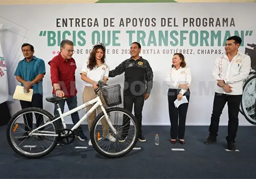 Entregan bicis; arreglar&aacute;n la Secundaria del Estado