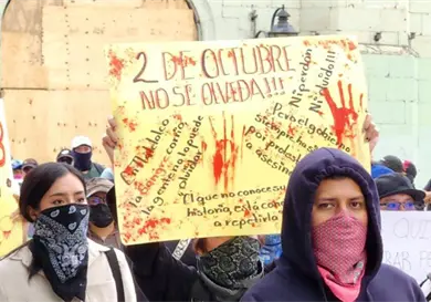 Liberan a jóvenes detenidos durante marcha del viernes Liberan a jóvenes detenidos durante marcha del viernes