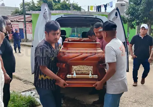 Llega cuerpo de Alberto Patisht&aacute;n a El Bosque