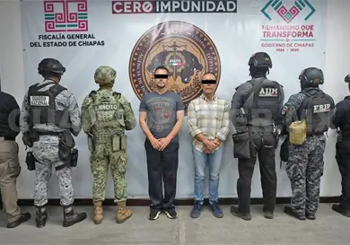 En Operación Enjambre, arrestan a alcalde y exalcalde En Operación Enjambre, arrestan a alcalde y exalcalde