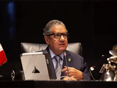 Aprueba Senado 21 proyectos de decreto 