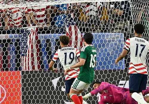 La Selecci&oacute;n, desastre total