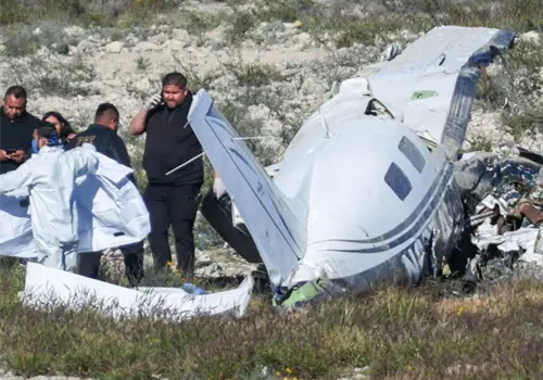 Avioneta usada por gobernador se desploma Avioneta usada por gobernador se desploma