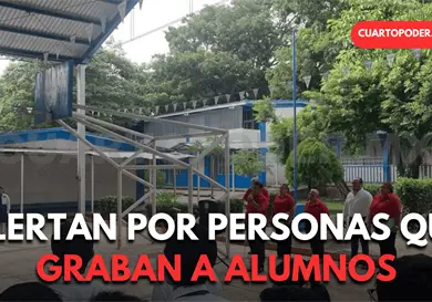Sujetos graban a estudiantes para subirlo a redes Sujetos graban a estudiantes para subirlo a redes