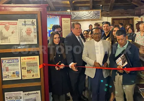 Inauguran La Radio y sus Voces Inauguran La Radio y sus Voces