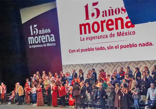 Llama Montiel a no perder el rumbo en Morena