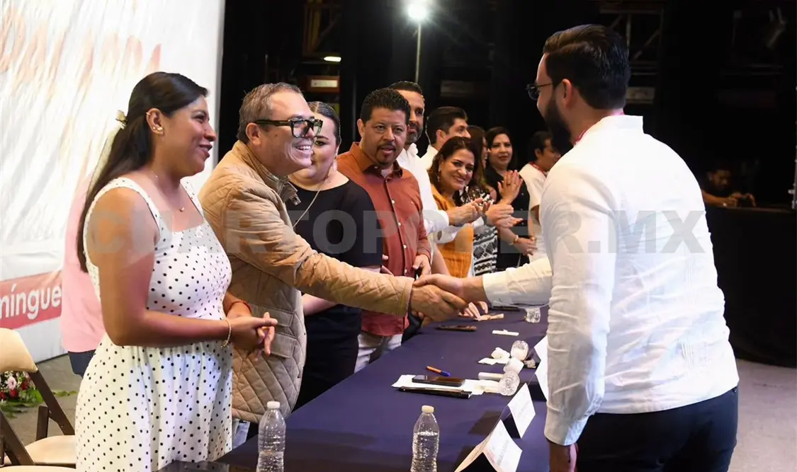 Chacón Rojas sostuvo un encuentro con estudiantes de los primeros semestres. Cortesía