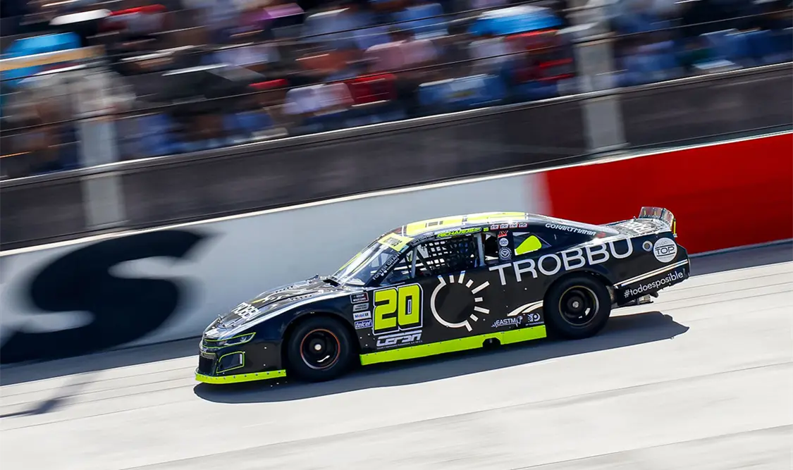 Irwin Vences fue tercero en Aguascalientes y se mantiene en la lucha dentro del Chase de Nascar México Series. Cortesía