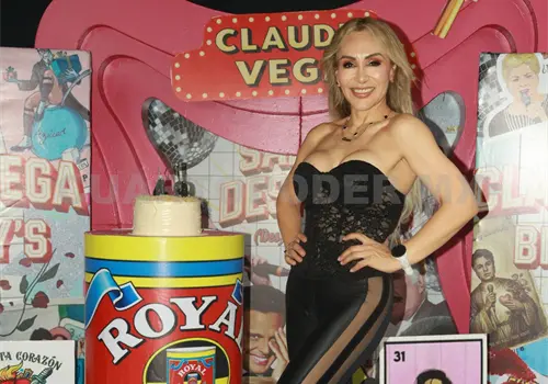 Los 49 a&ntilde;os de Claudia