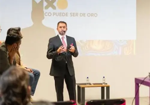 Premian a mexicanos que inspiran
