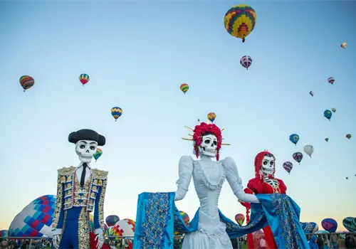 Catrinas de Aguascalientes recorren ciudades de Estados Unidos Catrinas de Aguascalientes recorren ciudades de Estados Unidos