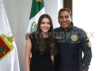 Se re&uacute;nen Sasil de Le&oacute;n y Eduardo Ram&iacute;rez